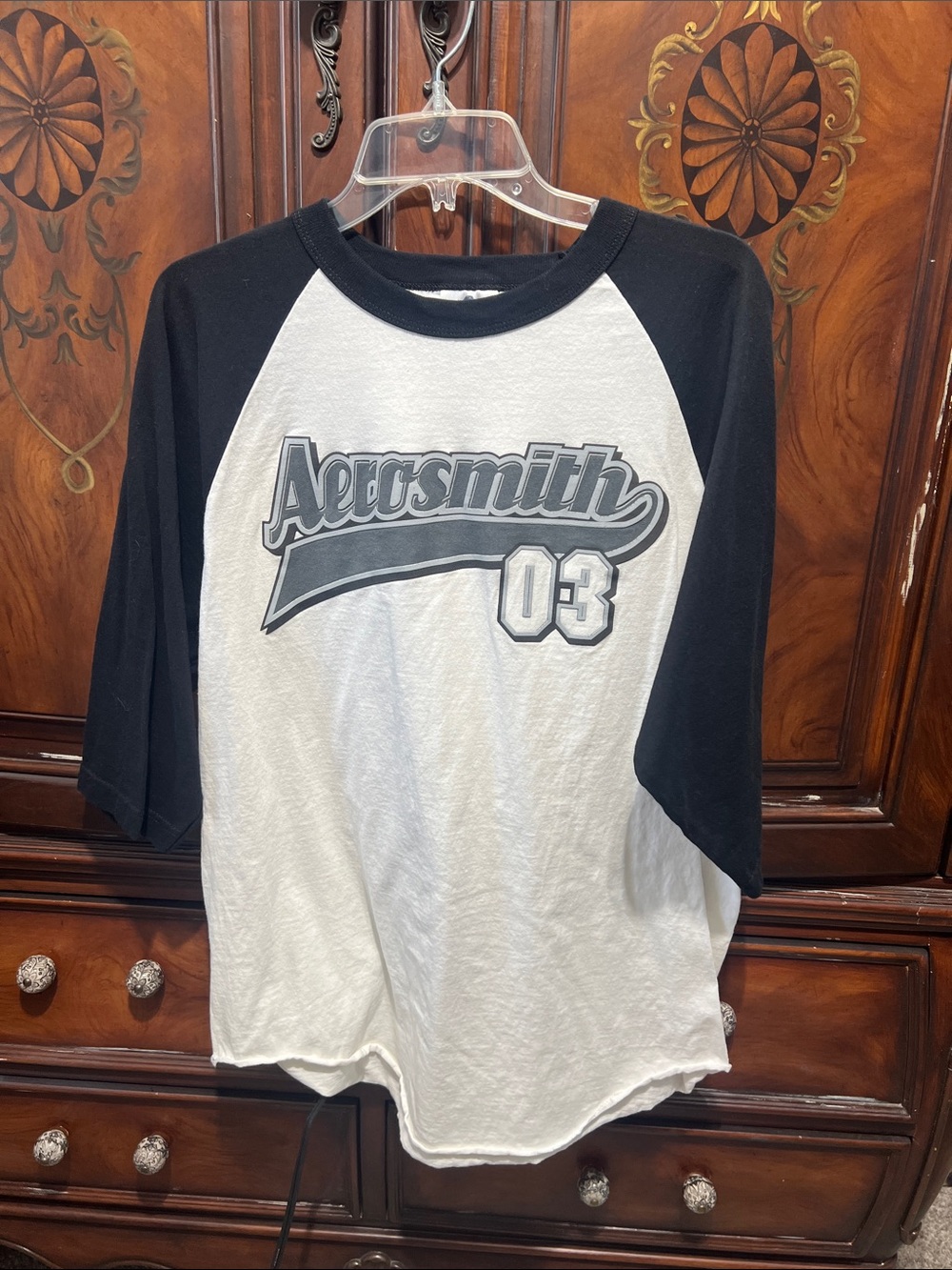 AEROSMITH Black & White Raglan Baseball Tee - 03 Graphic